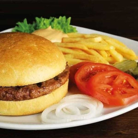 Beefburgher + Patatine fritte o Verdure Grigliate